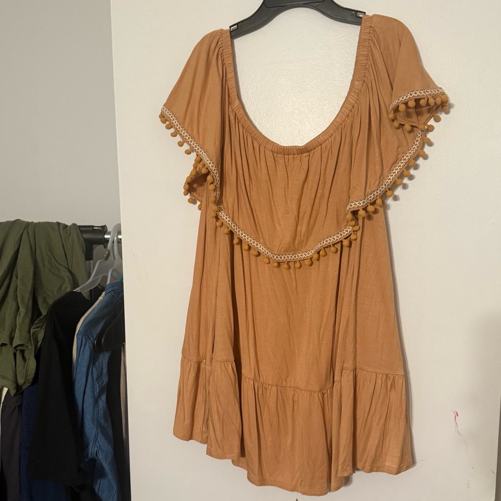 NWT- Lane Bryant off the shoulder swing top - tan - size 18/20